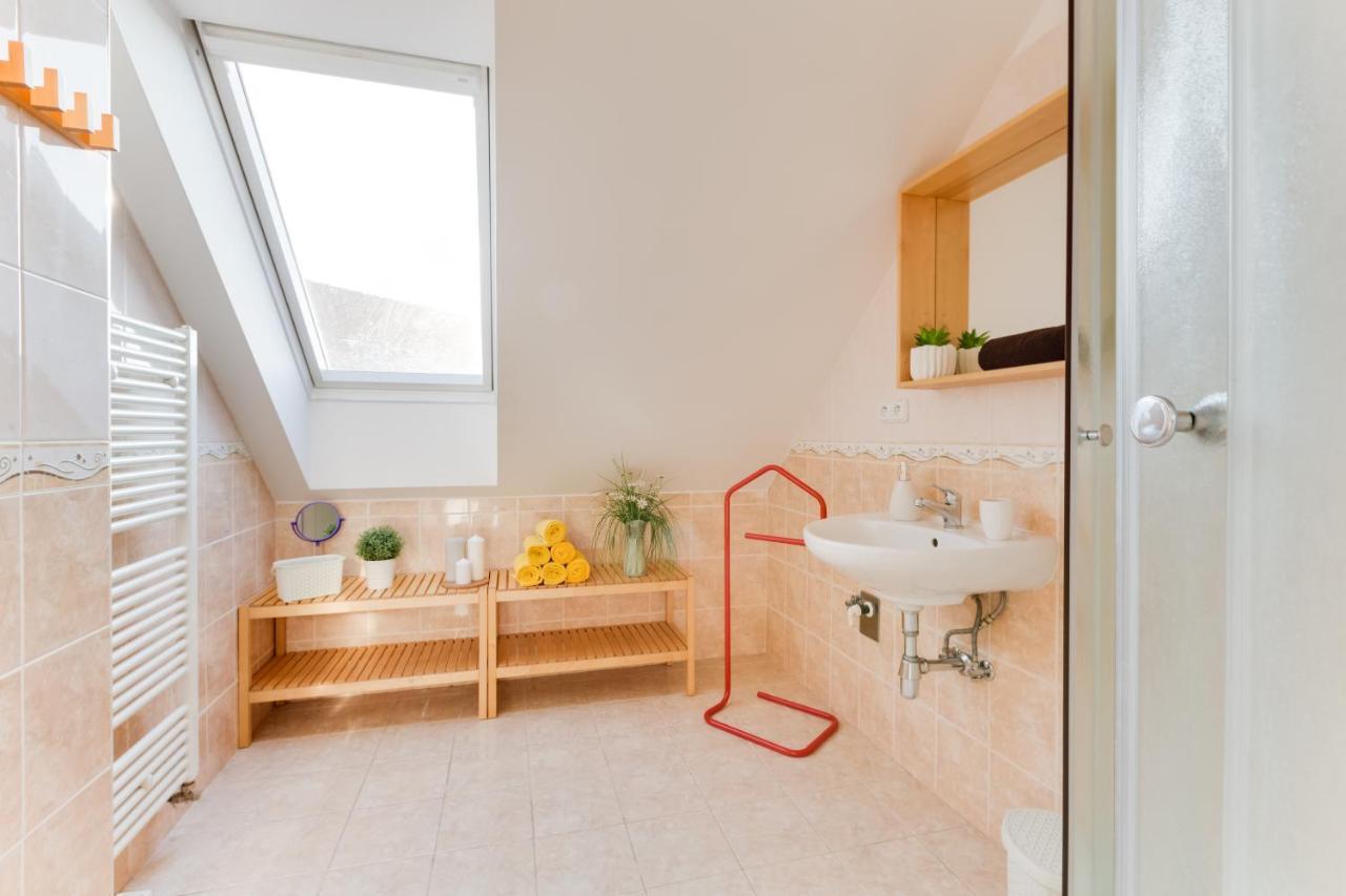 Jane's Charming Apartment Prag